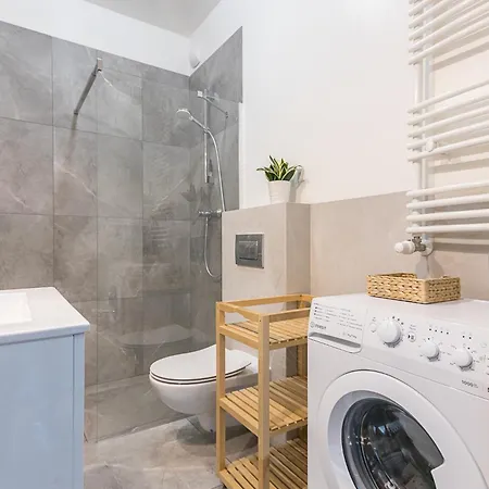 Superapart Jagiellonska 75, Parking