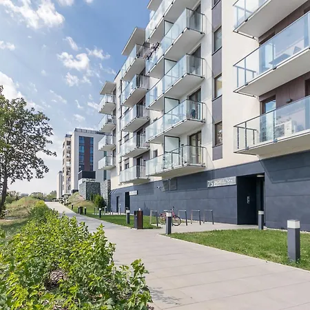 Superapart Jagiellonska 75, Parking 华沙